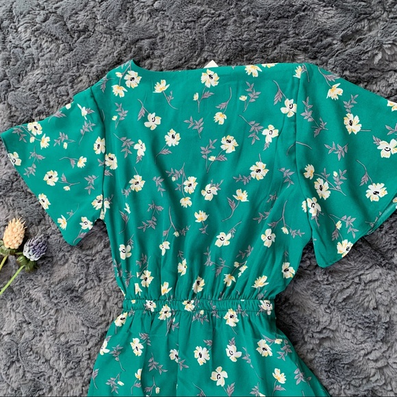 Sienna sky floral dress size S - Picture 7 of 8